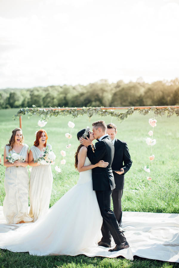 California-Inspired-Kentucky-Wedding-Long-Ridge-Farm-25