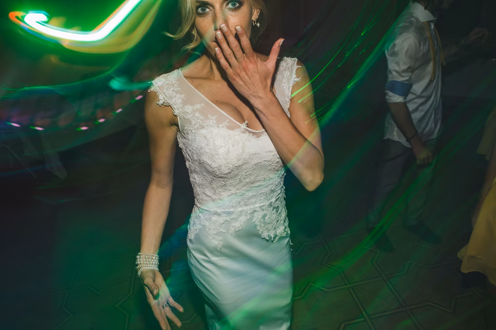Yellow-Grey-Wedding-Mantas-Photography-3