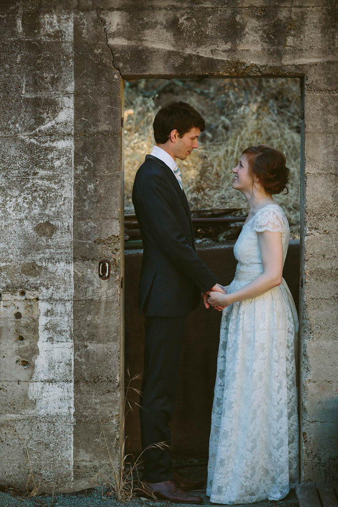 Understated-Vintage-Wedding-at-the-Falkirk-Cultural-Center-Lucille-Lawrence-Photography-037