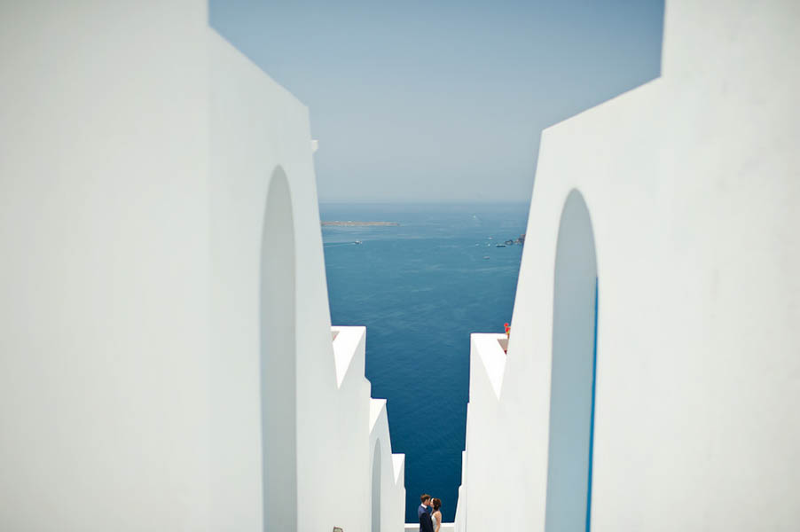 Classically-Beautiful-Santorini-Elopement-Thanasis-Kaiafas-55