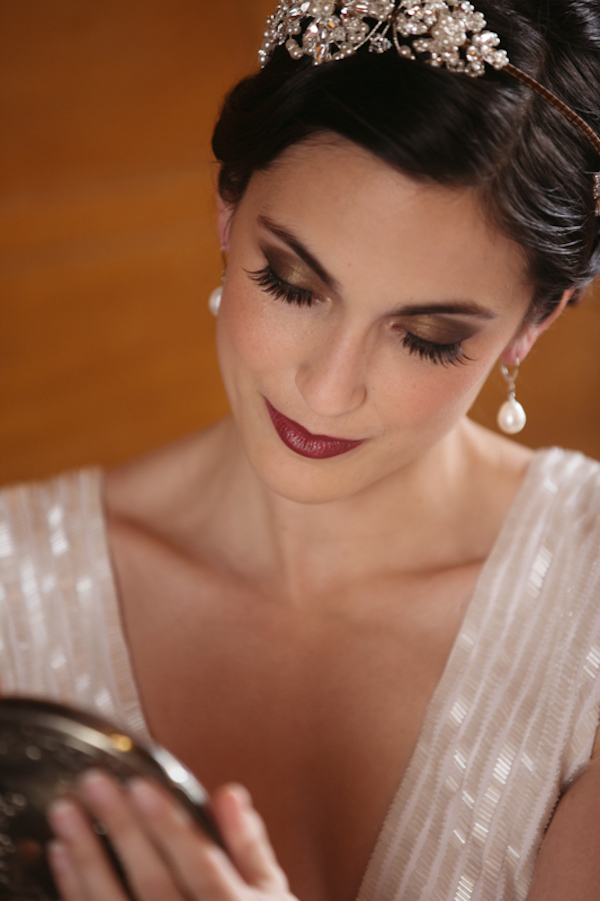 art deco glam wedding inspiration shoot with photos by Andria Lo | via junebugweddings.com art deco glam wedding inspiration shoot with photos by Andria Lo | via junebugweddings.com