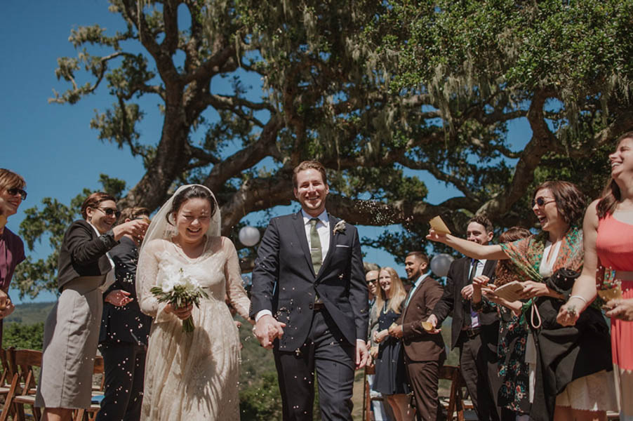 Laid-Back-California-Wedding-at-Home-Helena-and-Laurent-16