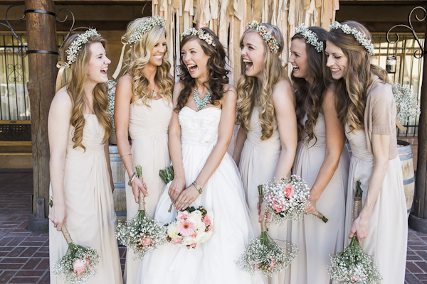 rustic bridal party fashion, photo by Rachel Solomon | via junebugweddings.com rustic bridal party fashion, photo by Rachel Solomon | via junebugweddings.com