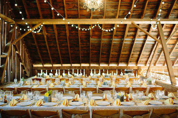 sunny rustic barn wedding in Michigan with photos by Dan Stewart | via junebugweddings.com sunny rustic barn wedding in Michigan with photos by Dan Stewart | via junebugweddings.com