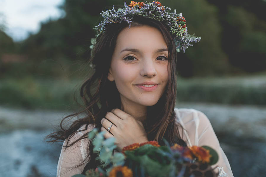 Wild-and-Natural-Engagement-Photos-at-Meadowdale-Beach-Park-Irinart-52