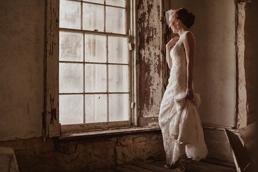 Shabby-Chic-Texas-Bridal-Session-Shaun-Menary-Photography-16
