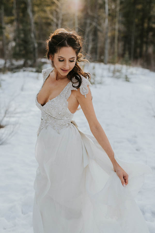 Winter-Mountain-Elopement-Banff-National-Park-18