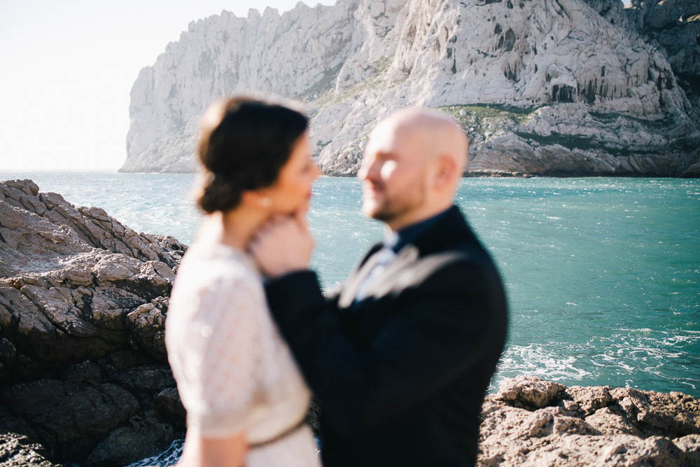 Chilly-Waterfront-Engagement-Near-Marseille-Laurent-Brouzet (9 of 24)