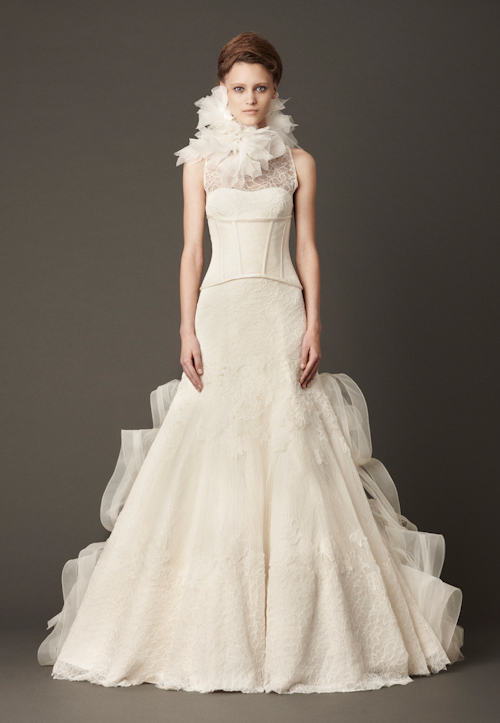Vera Wang Fall 2013 Wedding Dress Collection | junebugweddings.com Vera Wang Fall 2013 Wedding Dress Collection | junebugweddings.com