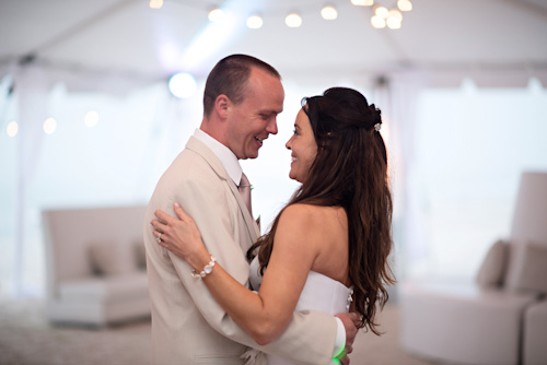 Clearwater, Florida beach wedding with a white, sand and pink wedding color palette, photo by Kristen Weaver | junebugweddings.com Clearwater, Florida beach wedding with a white, sand and pink wedding color palette, photo by Kristen Weaver | junebugweddings.com