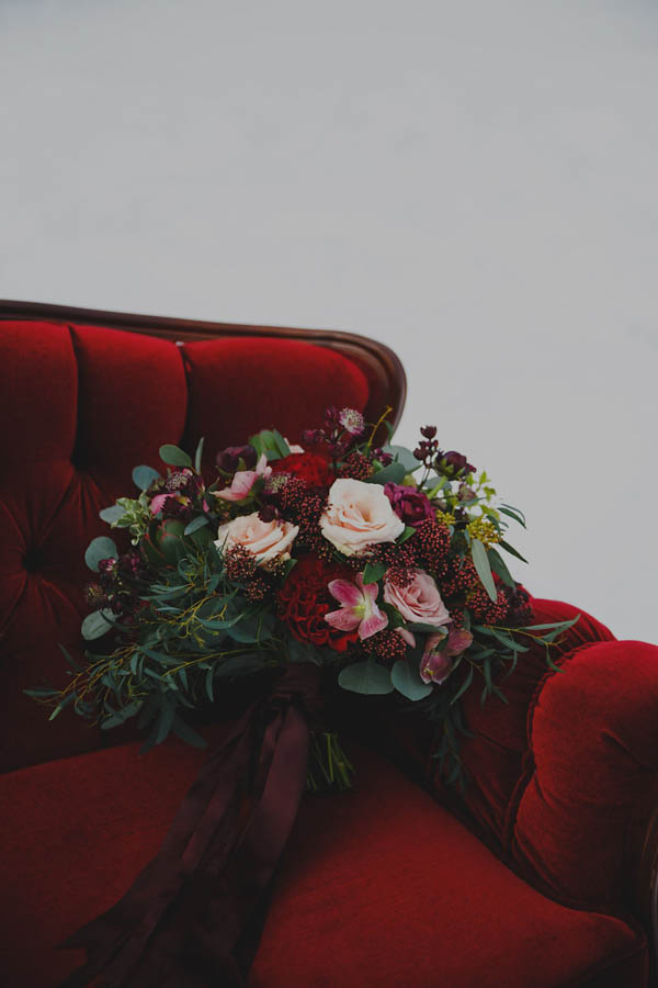 Passionate-Winter-Elopement-Inspiration-at-Emerald-Lake-Lolo-Nola-Photography-20