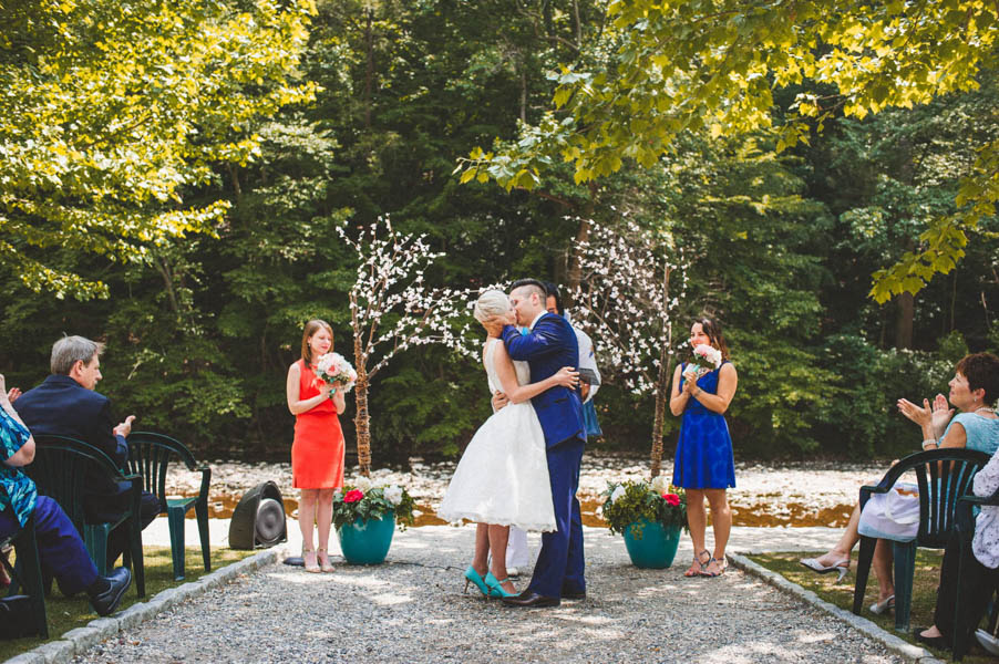 Retro-Cherry-Blossom-Inspired-Wedding-Valley-Green-Inn-26