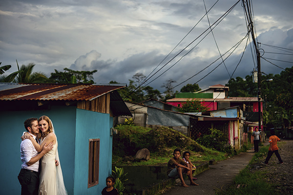 intimate destination wedding in Costa Rica, photos by Davina and Daniel | via junebugweddings.com intimate destination wedding in Costa Rica, photos by Davina and Daniel | via junebugweddings.com