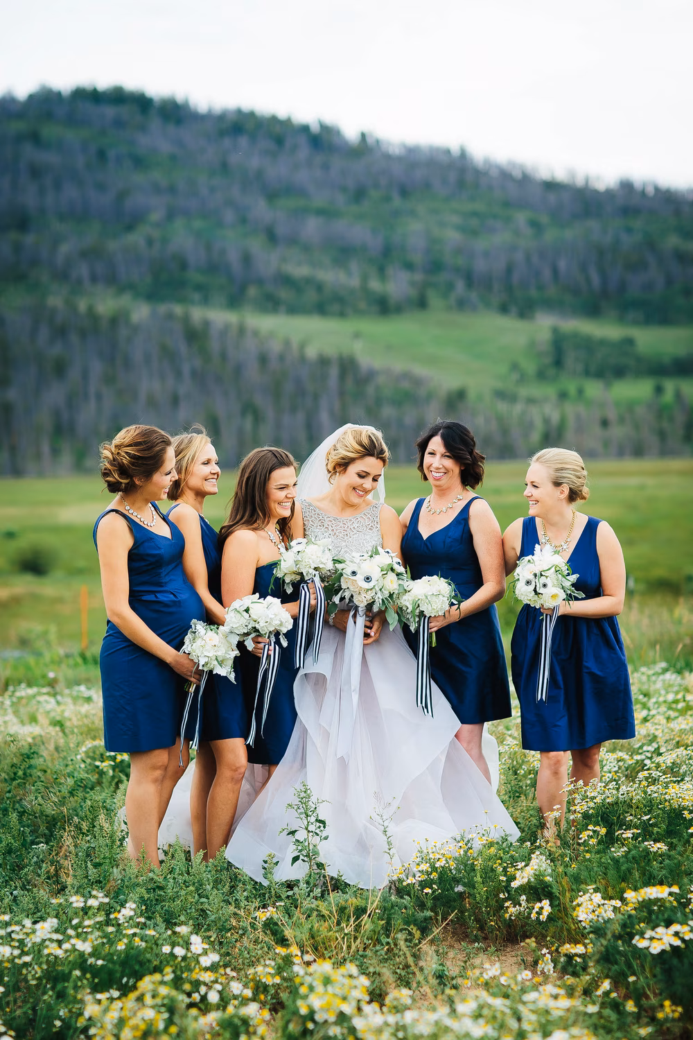 Glamorous-Colorado-Wedding-at-Strawberry-Creek-Ranch (31 of 32)