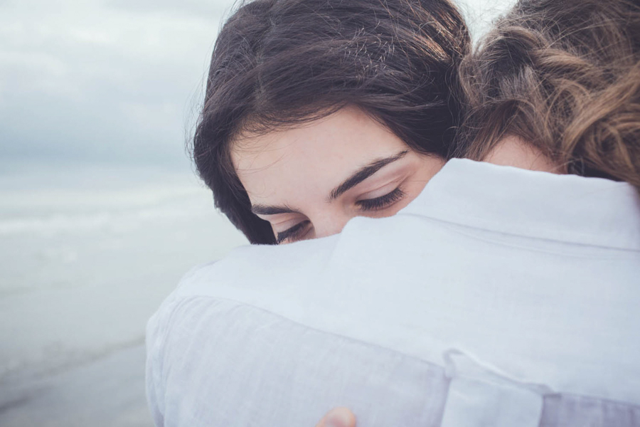 Windy-Lignano-Sabbiadoro-Beach-Engagement-Photos-Tramontina-Studio-7