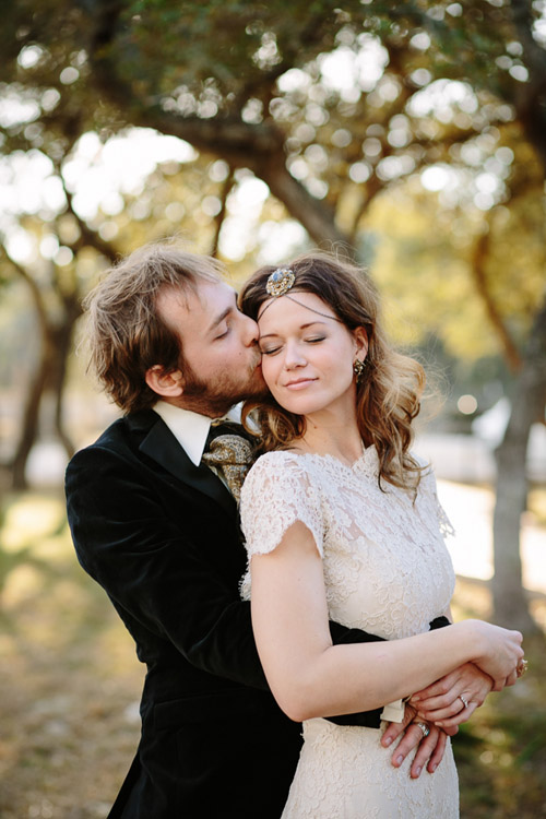 rustic wedding in Austin, Texas at the Memory Lane Event Center, photos by Caroline + Ben Photography | via junebugweddings.com rustic wedding in Austin, Texas at the Memory Lane Event Center, photos by Caroline + Ben Photography | via junebugweddings.com