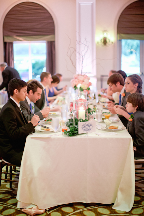 Southern wedding at The Westin Savannah Harbor, photos by Harwell Photography | via junebugweddings.com Southern wedding at The Westin Savannah Harbor, photos by Harwell Photography | via junebugweddings.com