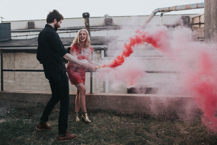 just-try-not-to-smile-at-this-adorable-milwaukee-engagement-24