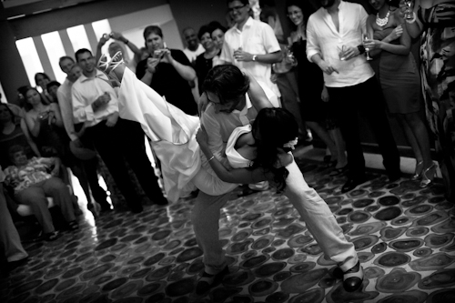 wedding at Punto De Vista with photos by A Brit and a Blonde | junebugweddings.com wedding at Punto De Vista with photos by A Brit and a Blonde | junebugweddings.com