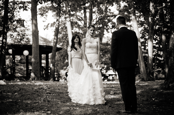 woodland wedding at Benmarl Winery, New York, photo by Richard Israel | via junebugweddings.com woodland wedding at Benmarl Winery, New York, photo by Richard Israel | via junebugweddings.com