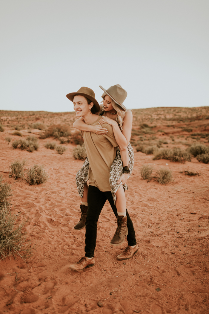 jaw-dropping-destination-engagement-session-at-horseshoe-bend-28