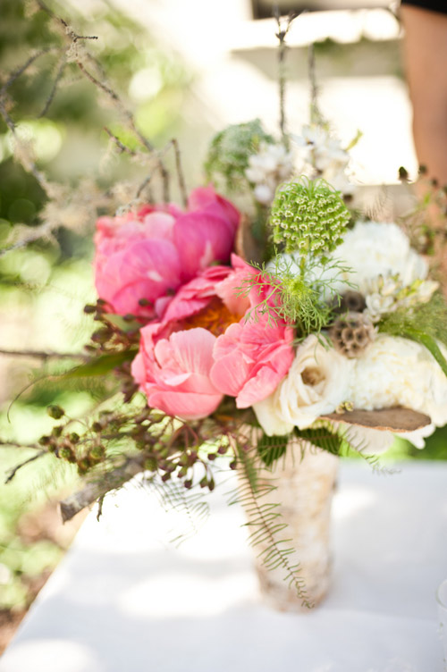 Rustic Somoma, California wedding with a yellow, coral, citrus and orange wedding color palette. Photos by Meaghan Elliott Photography via JunebugWeddings.com Rustic Somoma, California wedding with a yellow, coral, citrus and orange wedding color palette. Photos by Meaghan Elliott Photography via JunebugWeddings.com