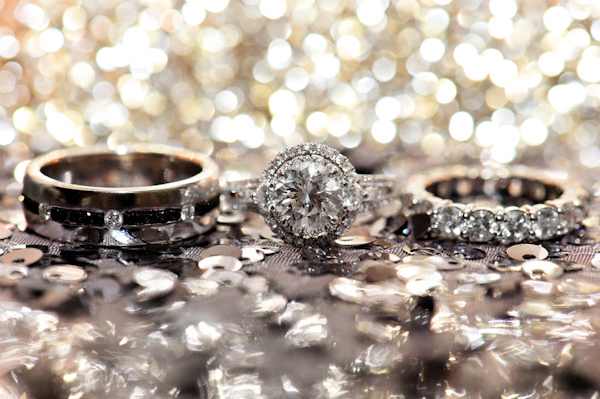 glamorous bridal party style, photo by Kristen Weaver Photography | via junebugweddings.com glamorous bridal party style, photo by Kristen Weaver Photography | via junebugweddings.com