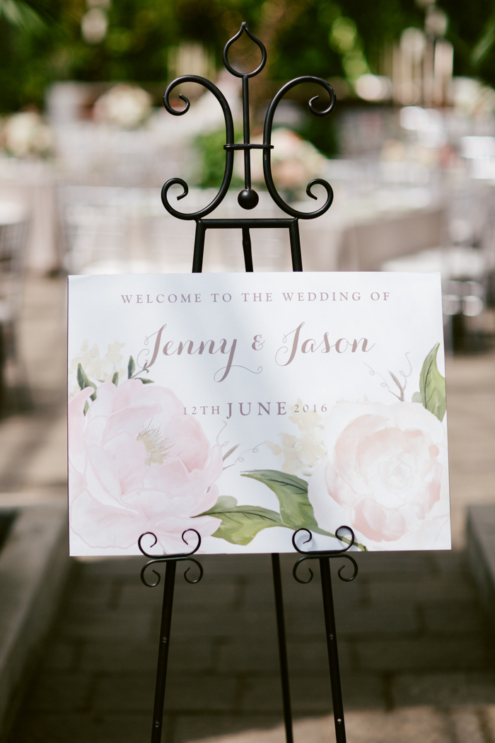 overwhelmingly-lush-michigan-wedding-at-the-planterra-conservatory-12