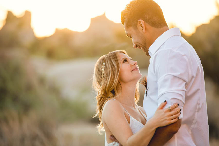 Joshua-Tree-Elopement-Inspiration-Colorful-Southwestern-Vibes-16