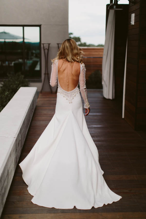 this-austin-rooftop-wedding-at-hotel-van-zandt-is-impossibly-glam-brandon-scott-photography-13