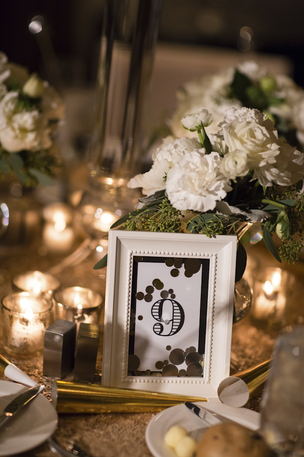 black, white, gold and silver New Year's Eve wedding, photos by Asya Photography | via junebugweddings.com black, white, gold and silver New Year's Eve wedding, photos by Asya Photography | via junebugweddings.com