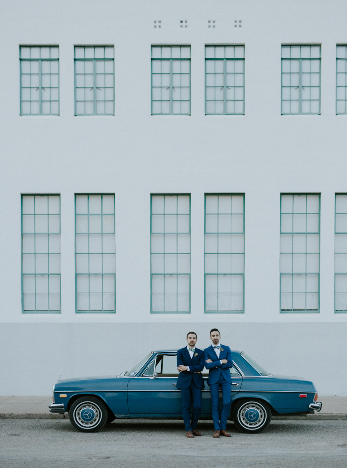 this-gorgeous-marfa-wedding-captures-the-magic-of-west-texas-36