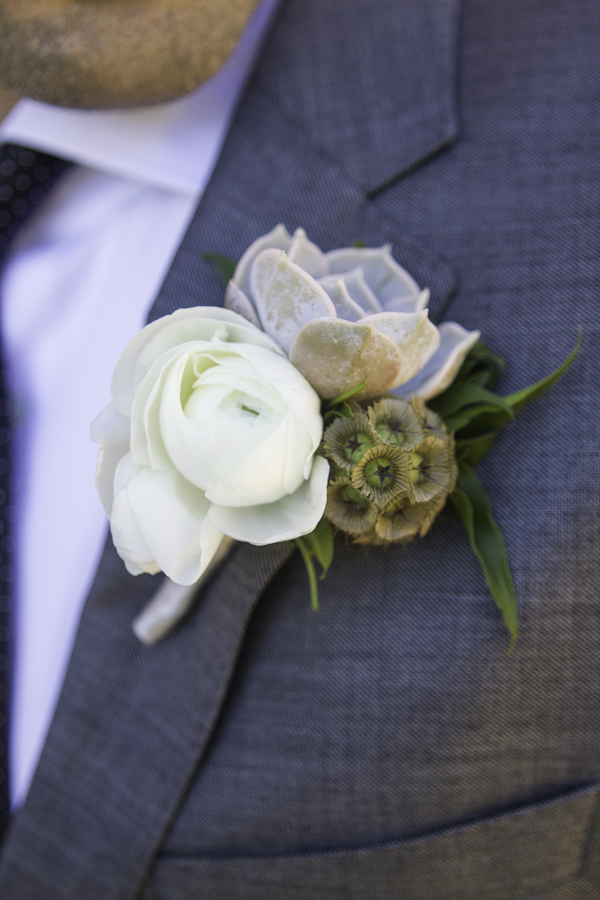 colorful desert wedding at Four Seasons in Scottsdale, Arizona - photo by Erica Velasco Photographer | via junebugweddings.com colorful desert wedding at Four Seasons in Scottsdale, Arizona - photo by Erica Velasco Photographer | via junebugweddings.com