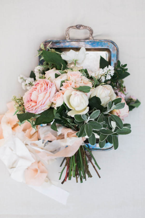 Romantic-Columbia-Gorge-Wedding-Inspiration-Angela-Shae (24 of 24)