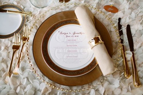 vintage metallic vineyard wedding in Michigan, photo by Dan Stewart Photography | via junebugweddings.com vintage metallic vineyard wedding in Michigan, photo by Dan Stewart Photography | via junebugweddings.com