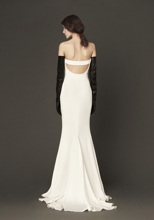 black and white wedding dress by Vera Wang - spring 2014 bridal collection | via junebugweddings.com black and white wedding dress by Vera Wang - spring 2014 bridal collection | via junebugweddings.com