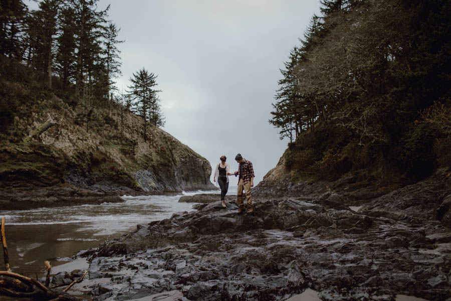 Dead-Mans-Cove-Engagement-Wanderlust-Catalina-Jean-Photography-18
