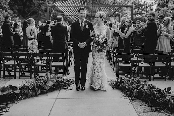 just married, photo by Bradford Martens | via junebugweddings.com just married, photo by Bradford Martens | via junebugweddings.com