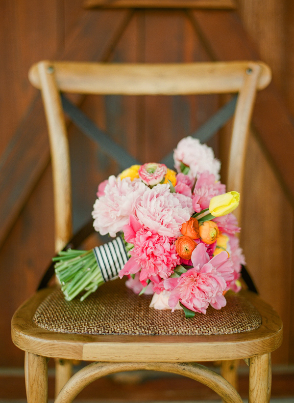 cheerful Texas wedding by Lavender Joy Weddings with photos by Taylor Lord Photography | via junebugweddings.com cheerful Texas wedding by Lavender Joy Weddings with photos by Taylor Lord Photography | via junebugweddings.com