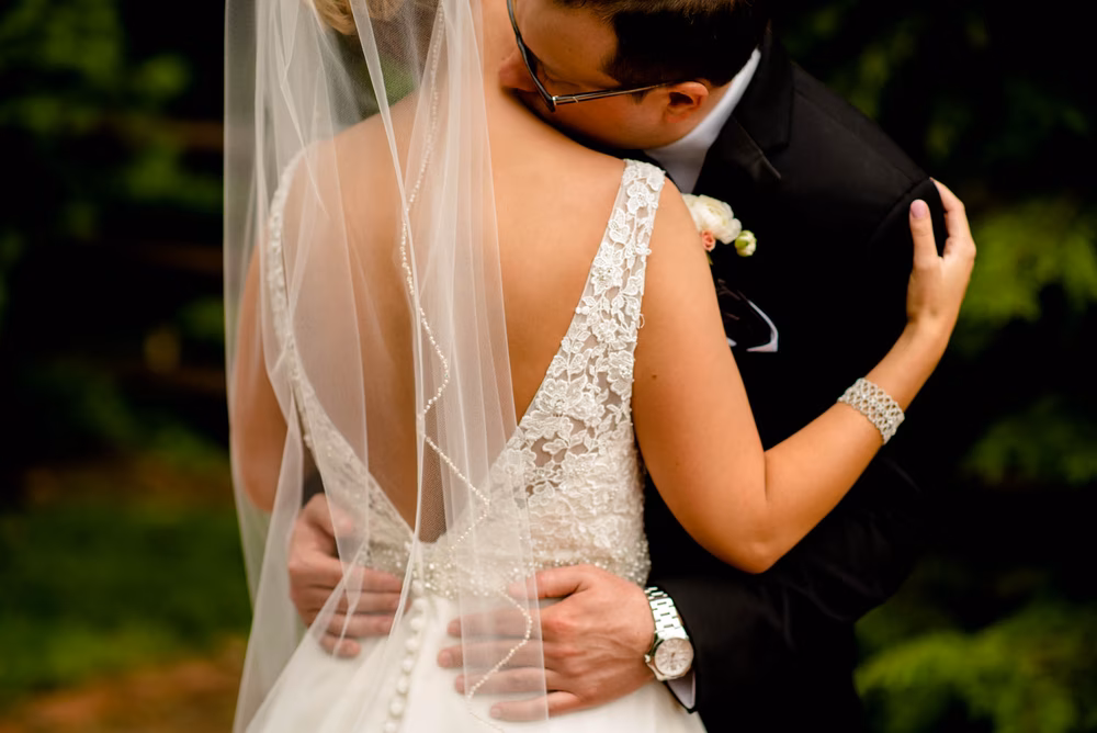Lovely-Cleveland-Wedding-Springvale-Golf-Course-Jason-Thomas-Crocker (10 of 16)