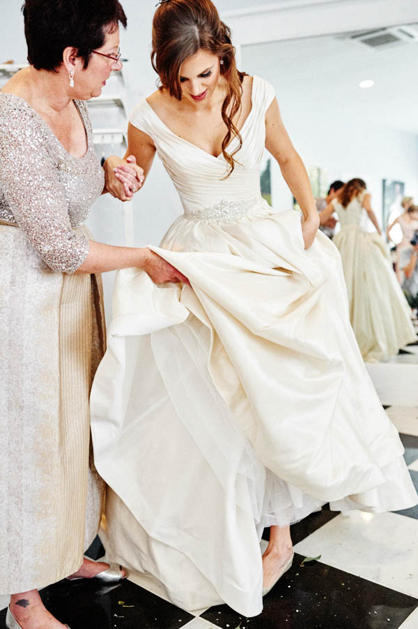 Stunningly-Thoughtful-Lauxmont-Farms-Wedding-Pennsylvania-3