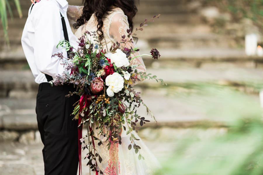 Texas-Bohemian-Wedding-Style-Laguna-Gloria-Holly-Kringer-Photography (11 of 30)