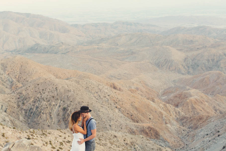 Breezy-Joshua-Tree-Engagement-Photos-at-Sunset-Anne-Claire-Brun-26