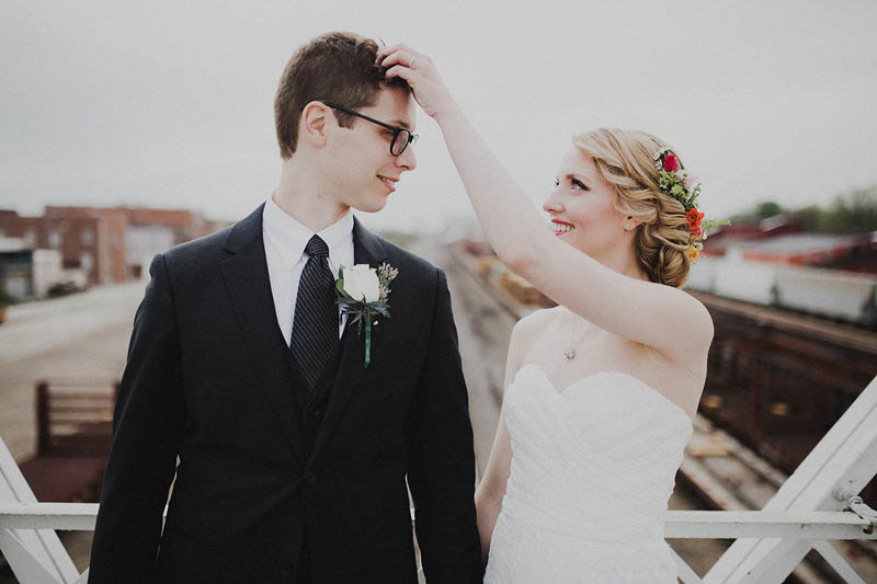 Quirky-Missouri-Wedding-at-Historic-Firehouse-No-2-Aaron-and-Whitney-Photography (35 of 45)