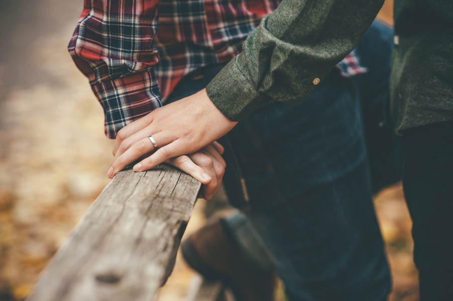 Sweet-Autumn-Engagement-Session-at-Gellatly-Nut-Farm-Joelsview-Photography-21