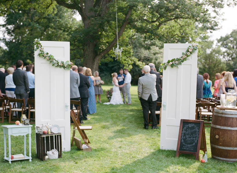 Sentimental-Handmade-Wedding-Wadsworth-Homestead-Maile-Lani-Photography (16 of 24)