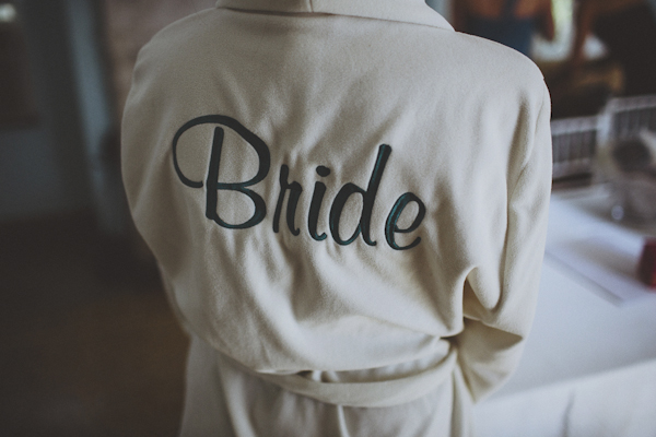 elegant wedding at the Villa Woodbine in Coconut Grove, photo by Jonathan Connolly Photography | via junebugweddings.com (37)