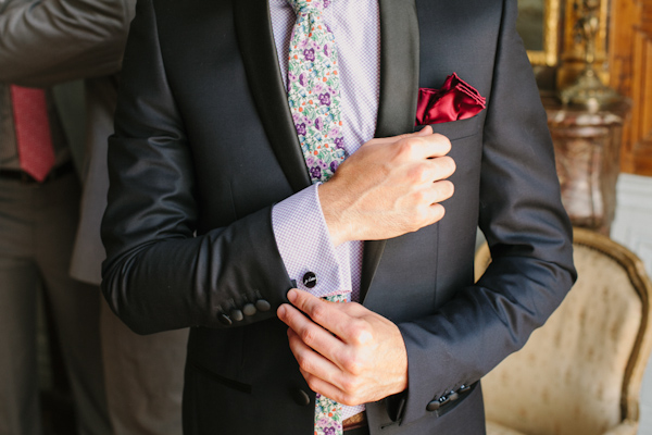 intimate destination wedding in Paris, photo by Ophelia and Romeo Photographers | via junebugweddings.com intimate destination wedding in Paris, photo by Ophelia and Romeo Photographers | via junebugweddings.com