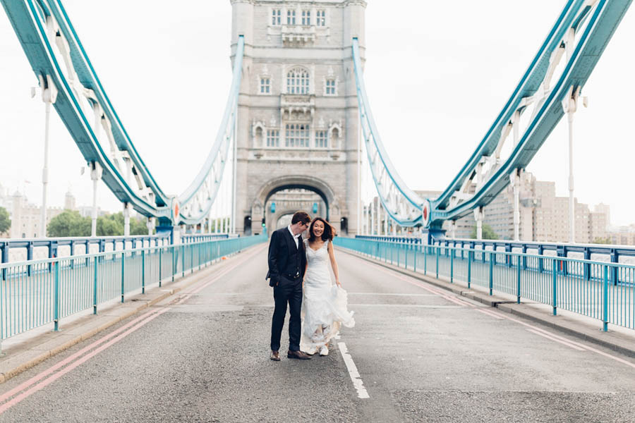 Sunrise-Engagement-Session-London-Miss-Gen-Photography (4 of 20)