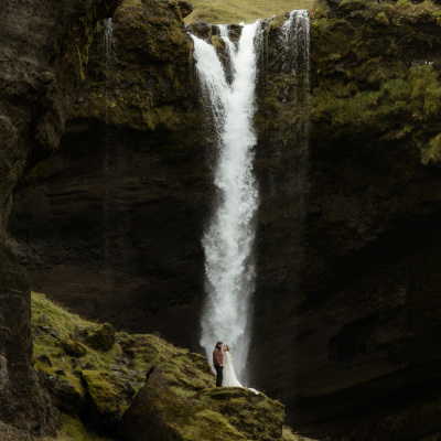 Image by Jane Iskra of ISKRA photography taken in Kvernufoss, Iceland